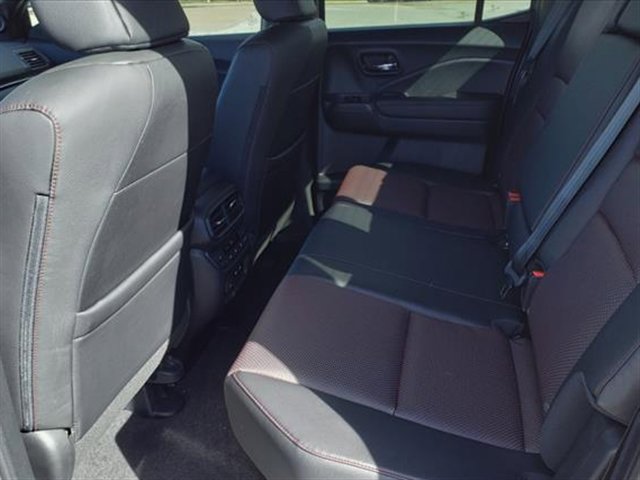 New 2026 Honda Ridgeline Black Edition image 5