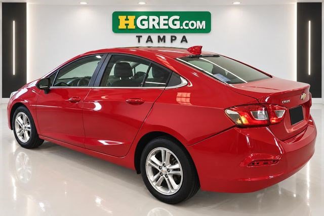Used 2017 Chevrolet Cruze LT w/ Convenience Package FWD image 2