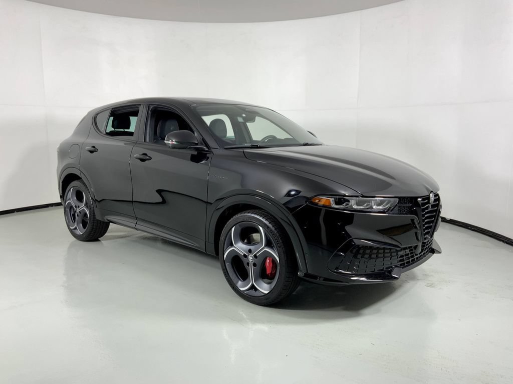 New 2026 Alfa Romeo Tonale w/ Quick Order Package 23H Volce AWD/4WD image 5