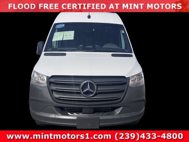 Used 2025 Mercedes-Benz Sprinter 2500 image 5