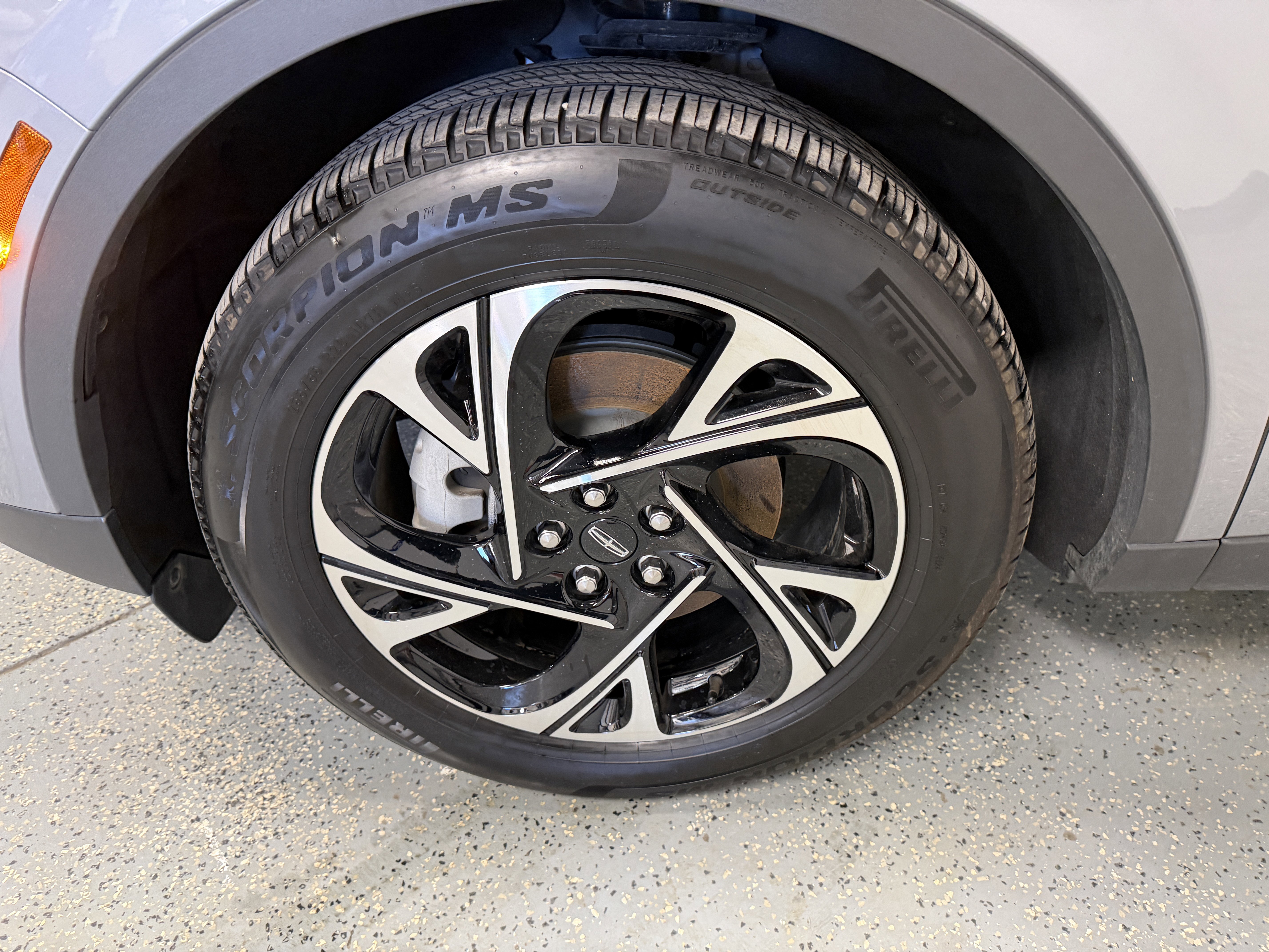 Used 2025 Lincoln Nautilus Premier w/ Equipment Group 102A image 29