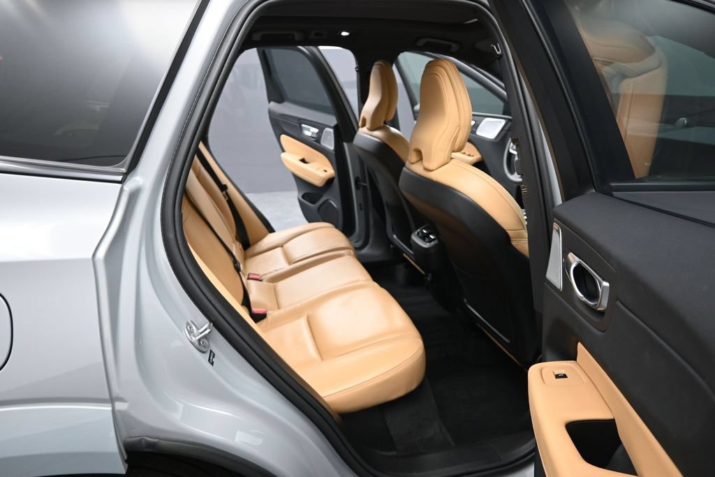 Used 2024 Volvo XC60 B5 Ultimate w/ Protection Package Premier AWD/4WD image 20