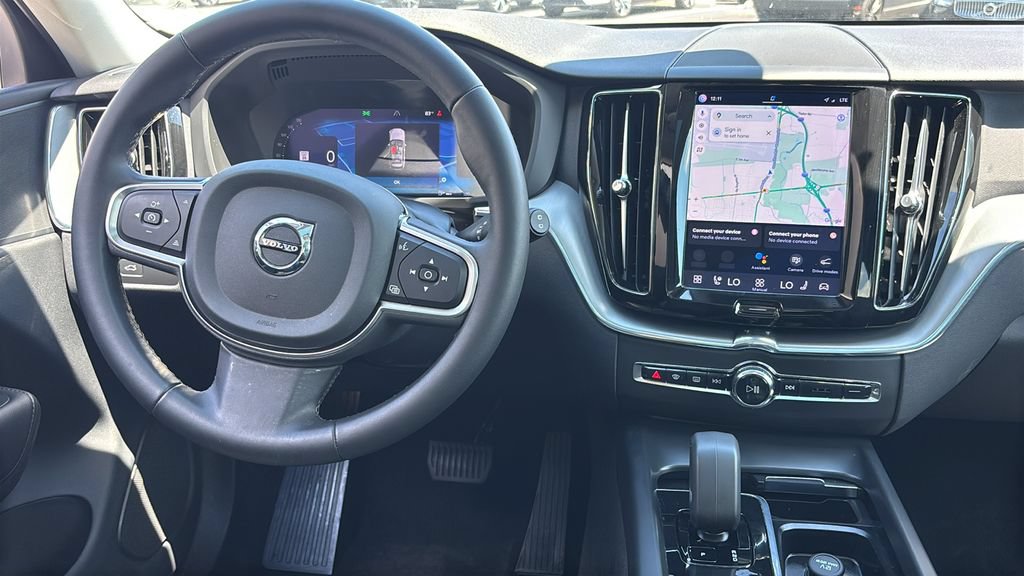 Certified 2023 Volvo XC60 B5 Core w/ Climate Package AWD/4WD image 7