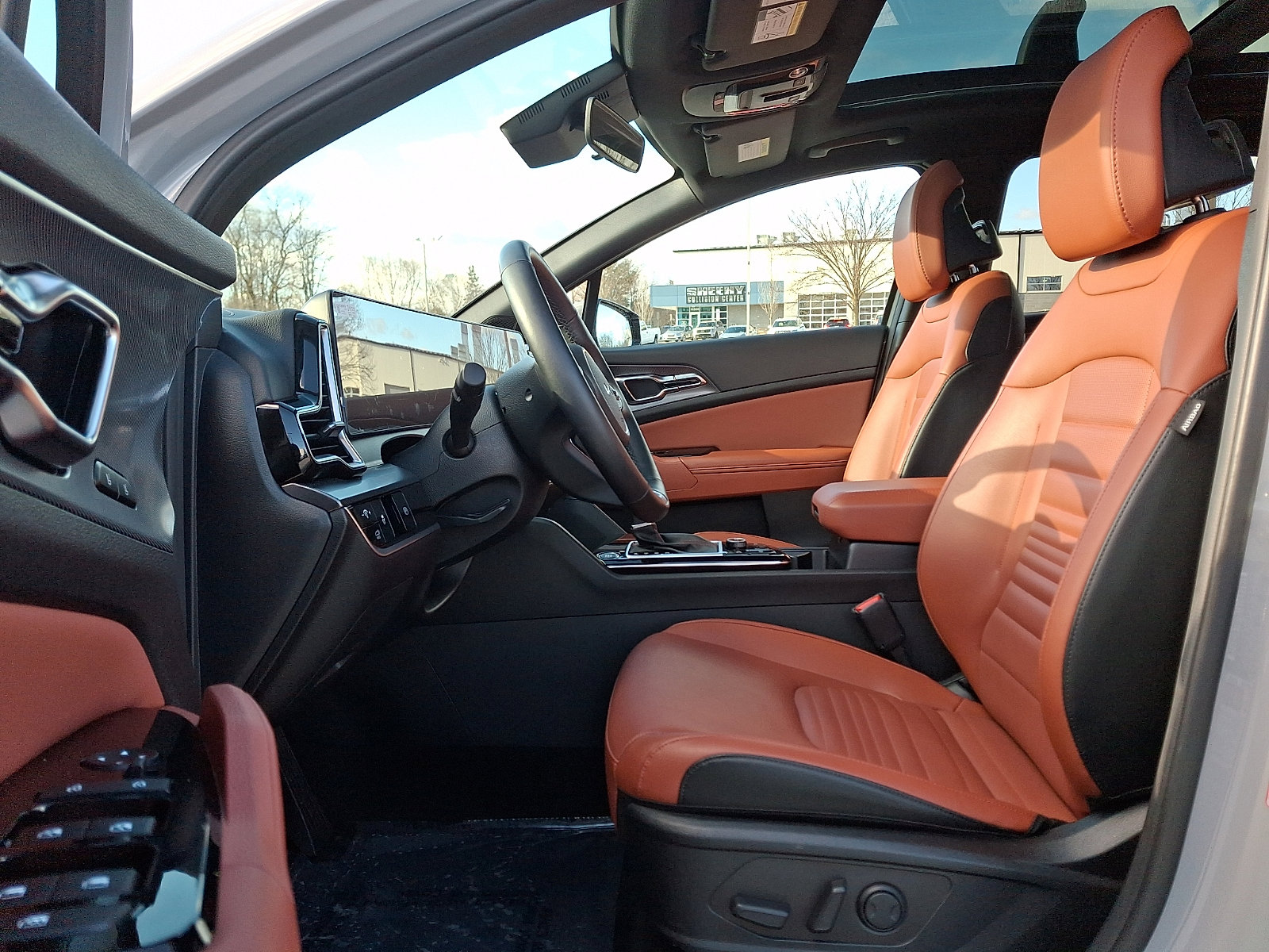 Certified 2025 Kia Sportage SX image 14