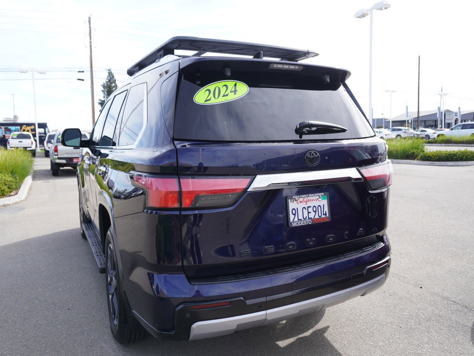 Used 2024 Toyota Sequoia Limited image 11
