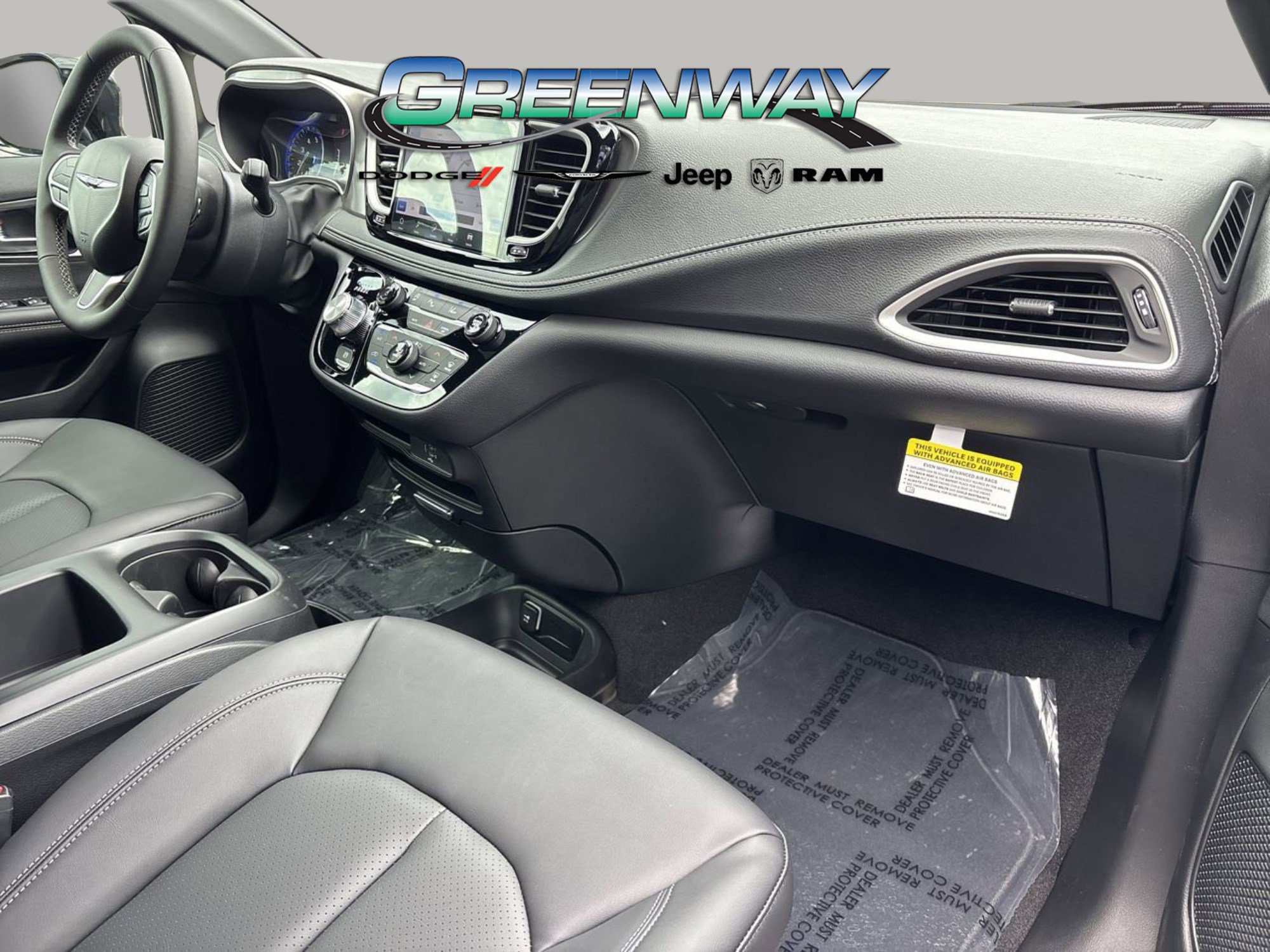 New 2026 Chrysler Pacifica Select image 11