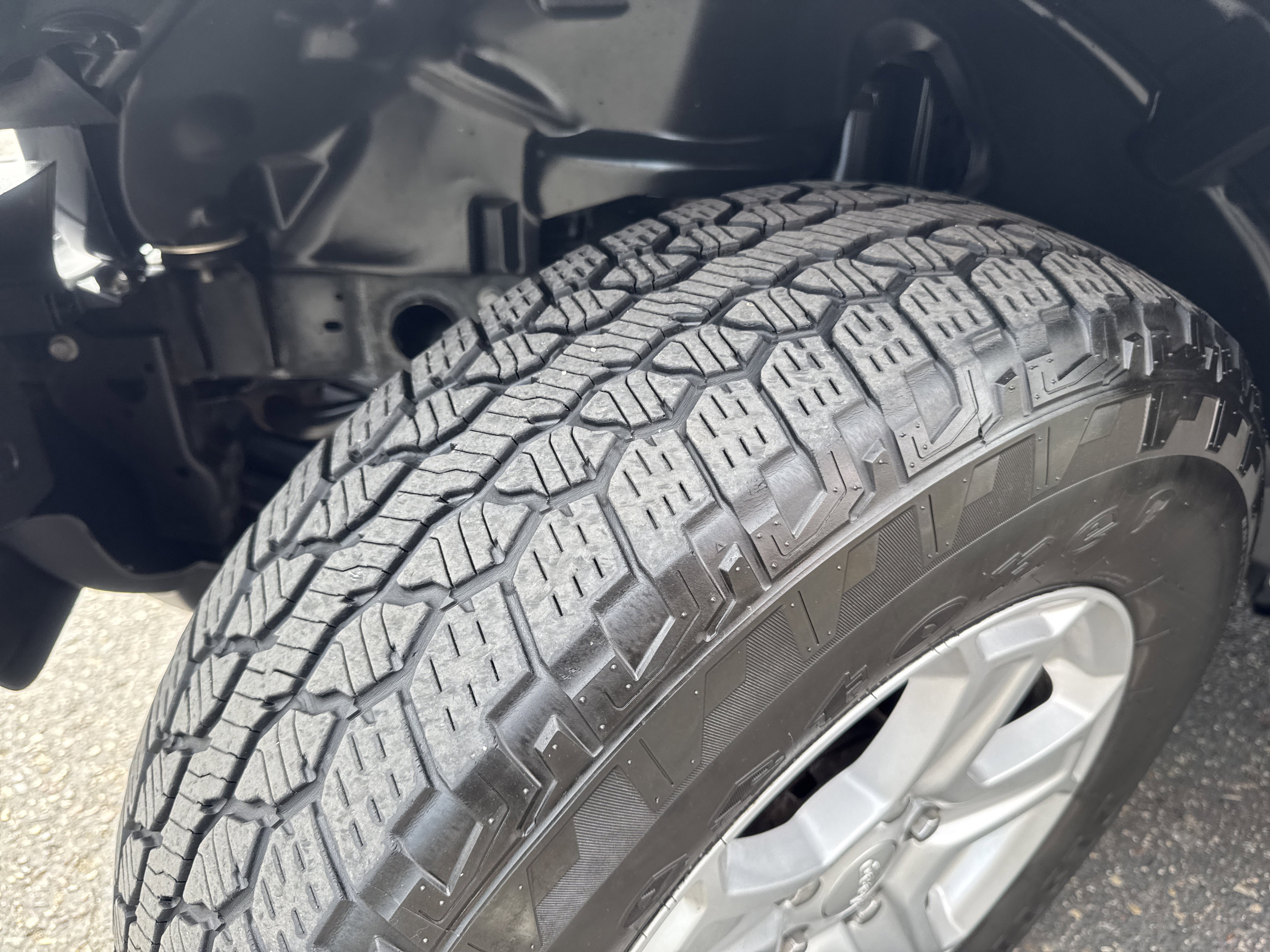 Used 2018 Jeep Wrangler Unlimited Sport S AWD/4WD image 12