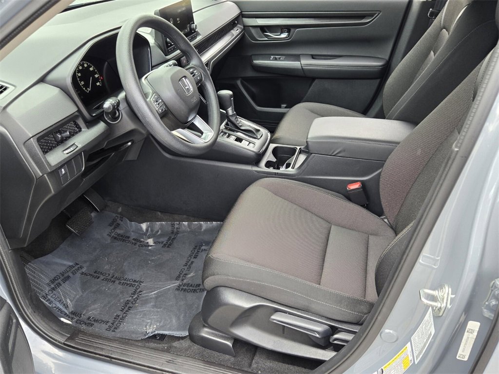 Used 2025 Honda CR-V LX image 11