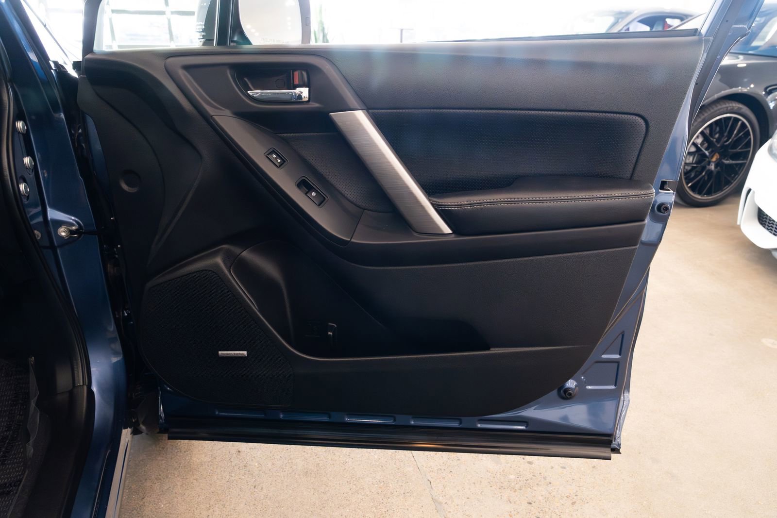 Used 2014 Subaru Forester 2.0XT Touring image 24