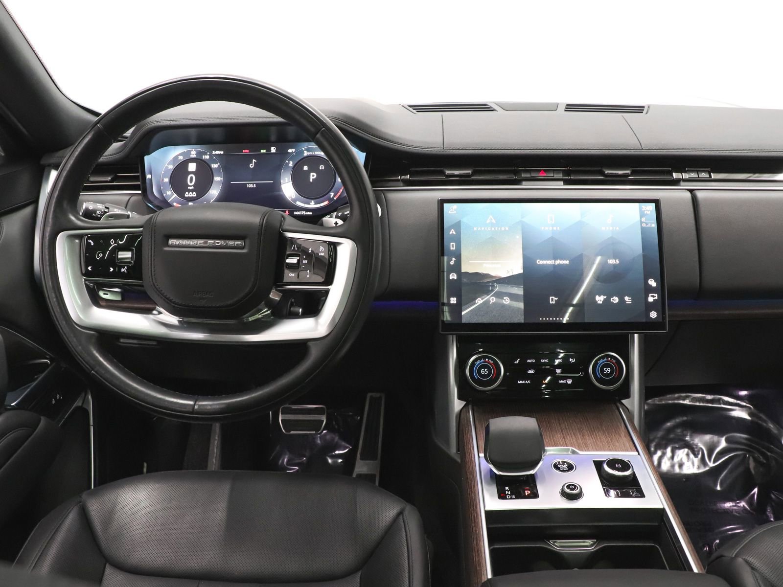 Used 2023 Land Rover Range Rover SE image 28