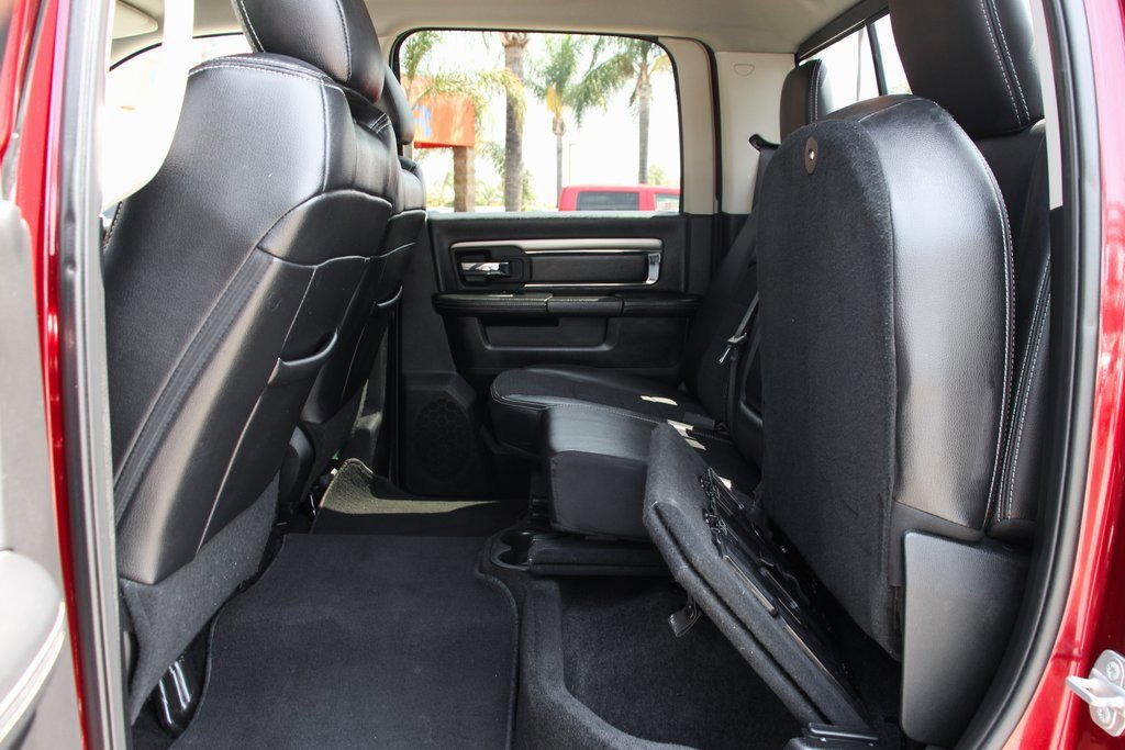 Used 2018 RAM 3500 Big Horn w/ Sport Appearance Group image 34