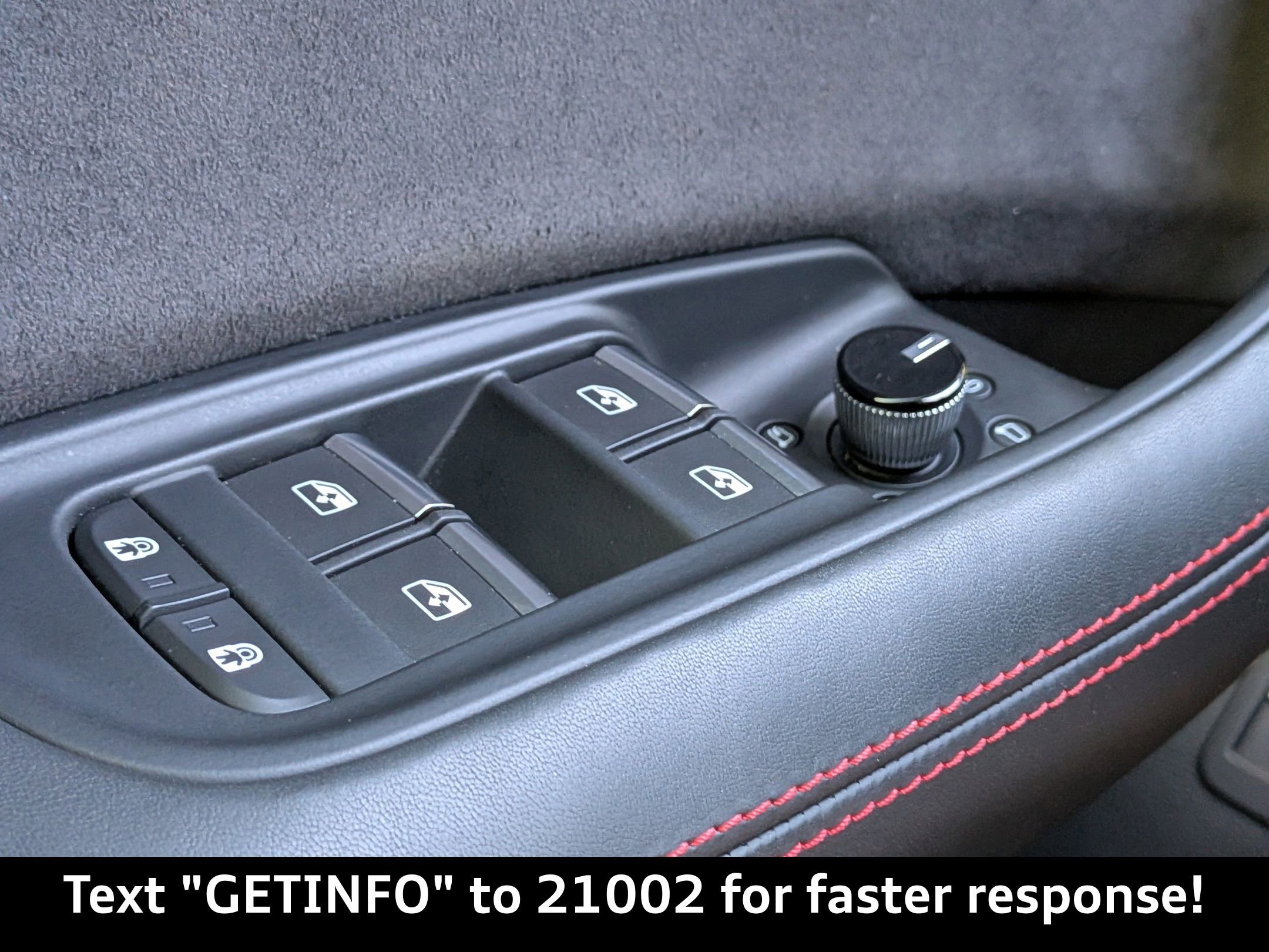 Certified 2024 Audi RS Q8 image 31