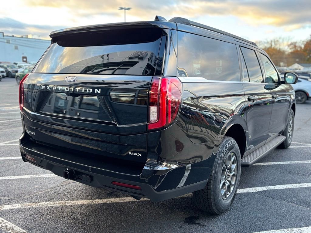 New 2025 Ford Expedition Max Active image 10