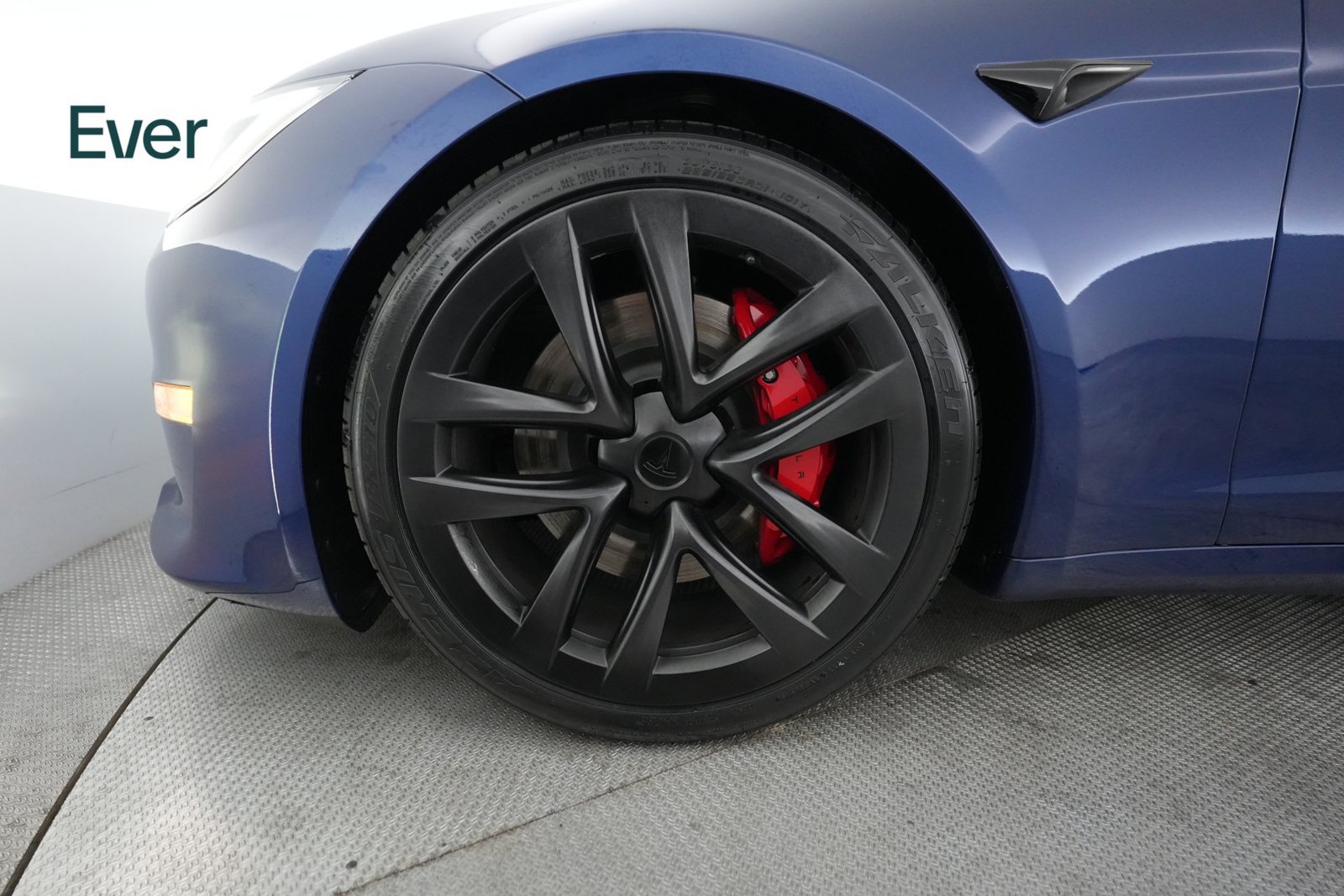 Used 2025 Tesla Model S Plaid AWD/4WD image 19