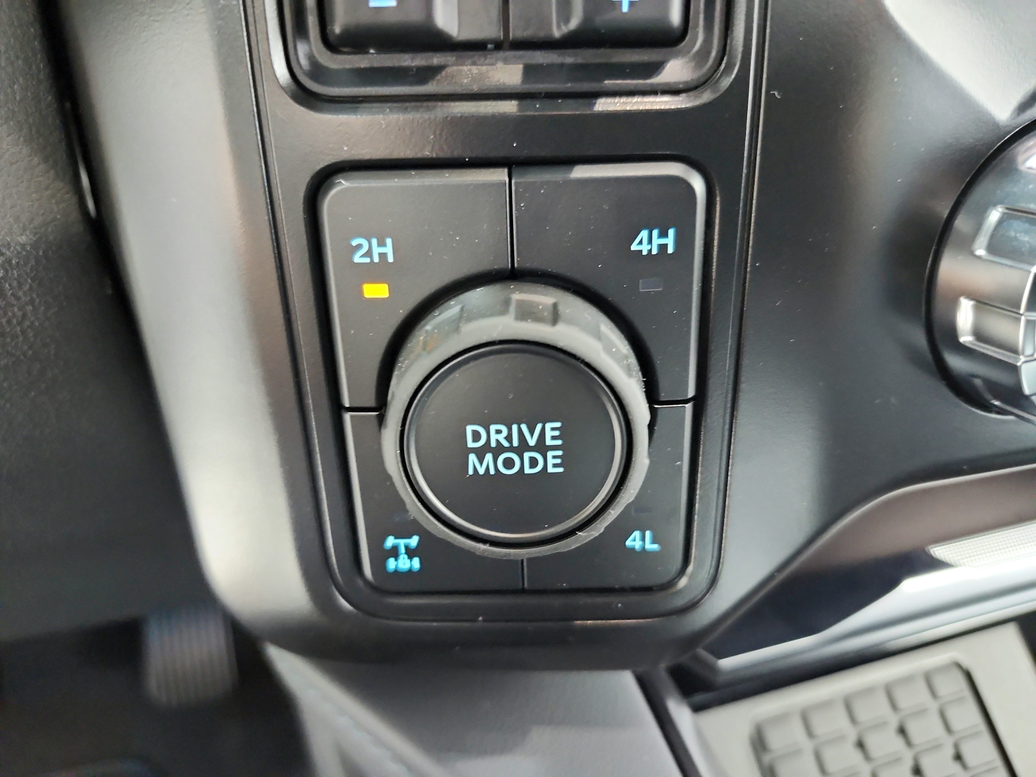 New 2026 Ford F250 Platinum AWD/4WD image 50