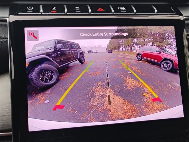 New 2025 Jeep Grand Cherokee Limited w/ Trailer Tow Package image 4