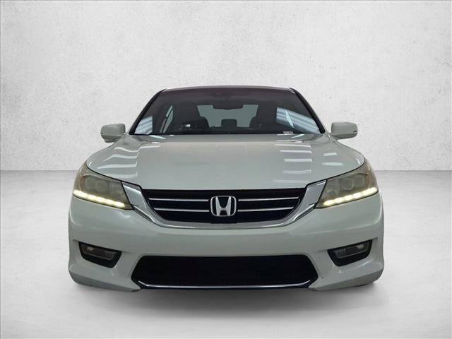 Used 2013 Honda Accord Touring image 2