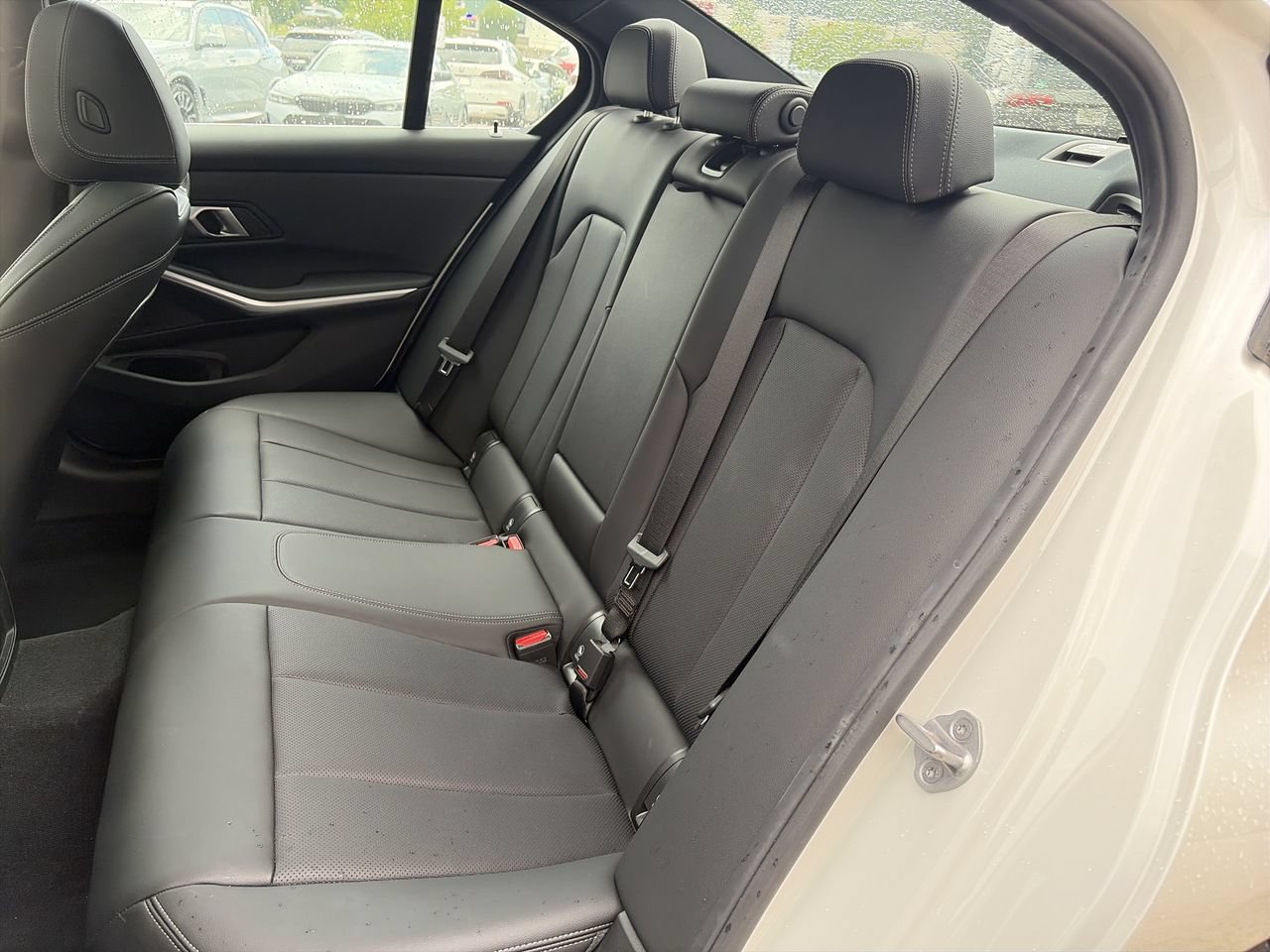Used 2025 BMW 330i Sedan RWD image 31
