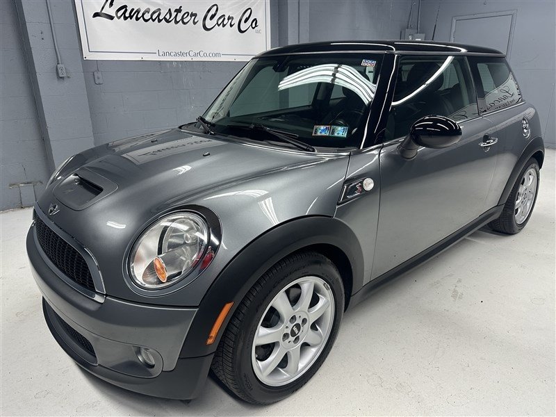 Used 2010 MINI Cooper S FWD image 1