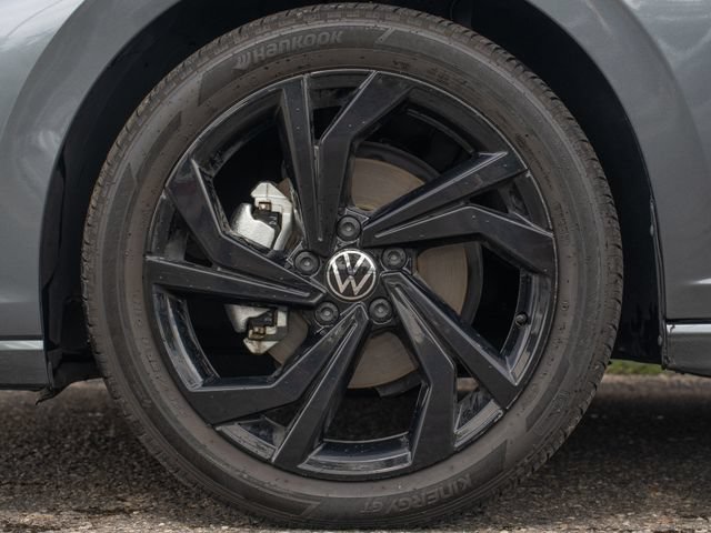Used 2025 Volkswagen Jetta SE w/ Sunroof Package FWD image 11