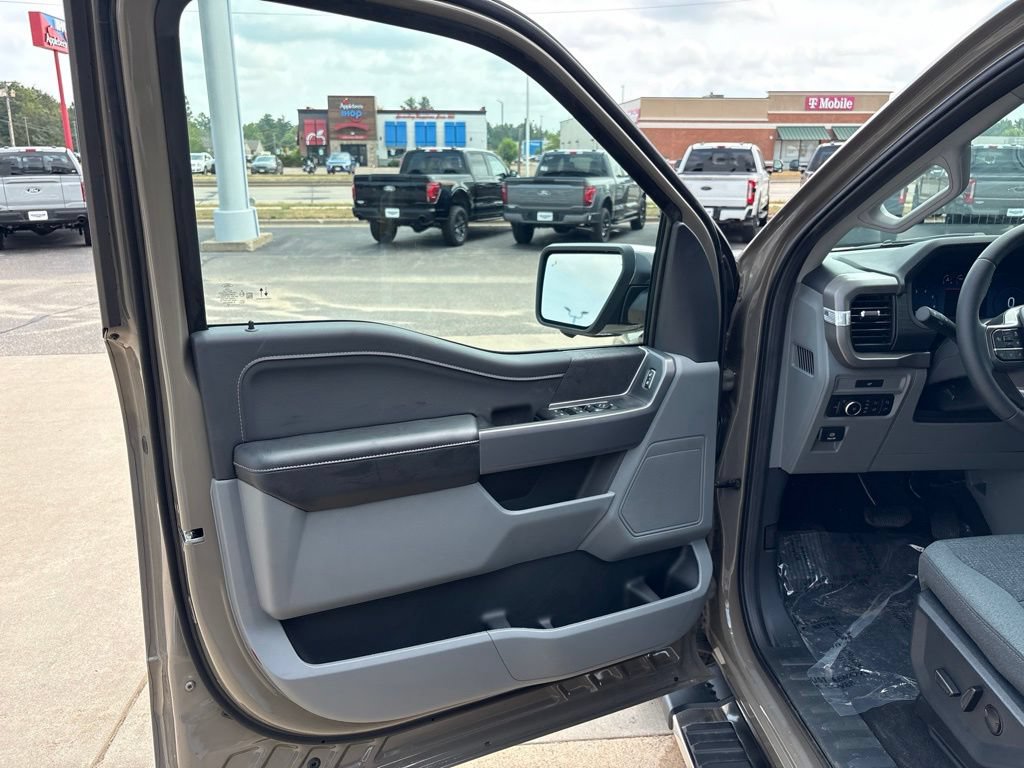 New 2026 Ford F150 XLT w/ Equipment Group 302A MID AWD/4WD image 22