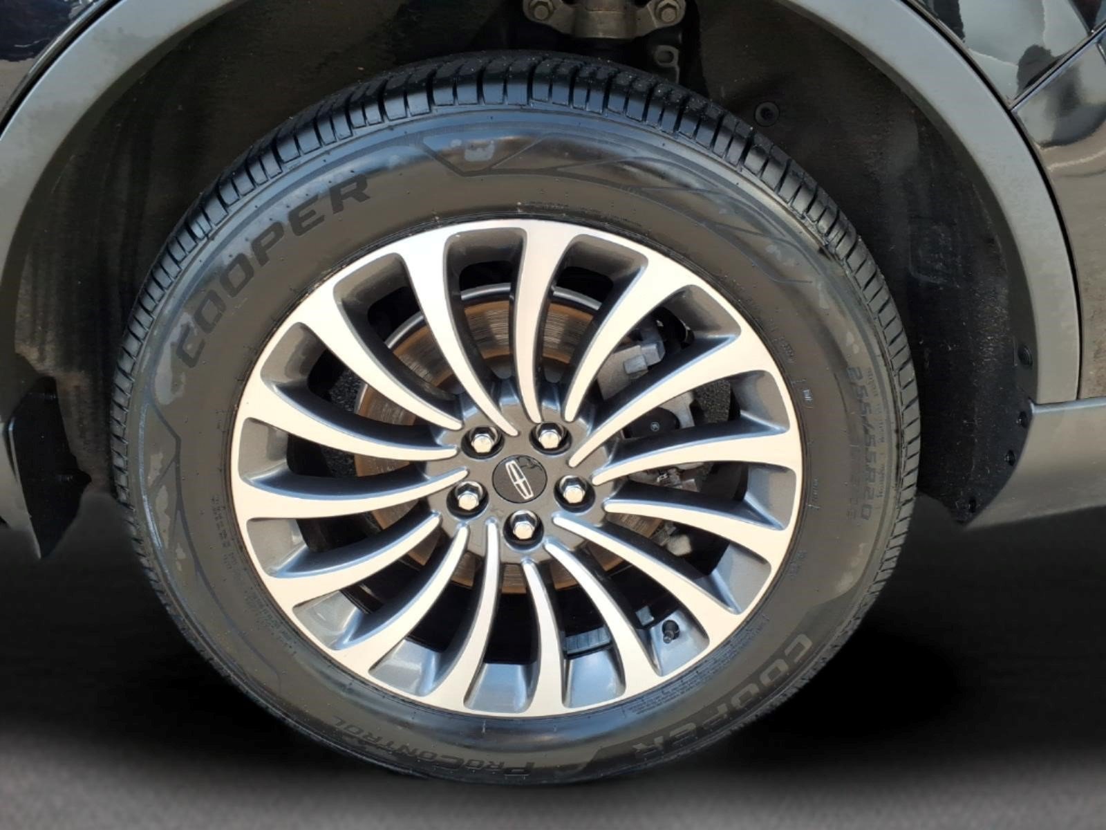 Certified 2024 Lincoln Aviator AWD w/ Premium Package image 19
