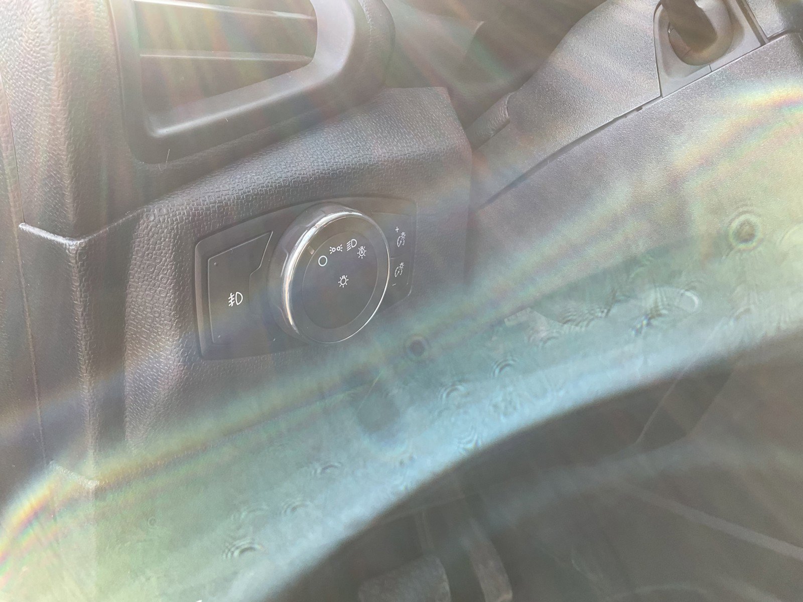 Used 2020 Ford EcoSport SES image 24