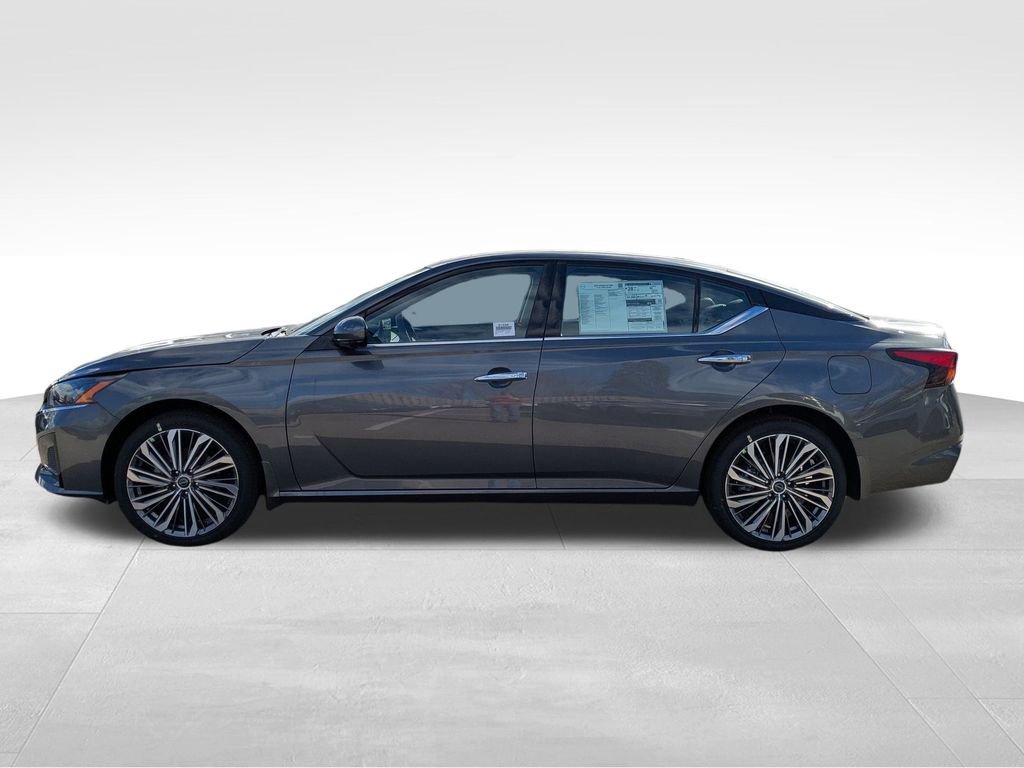 New 2025 Nissan Altima 2.5 SL image 12