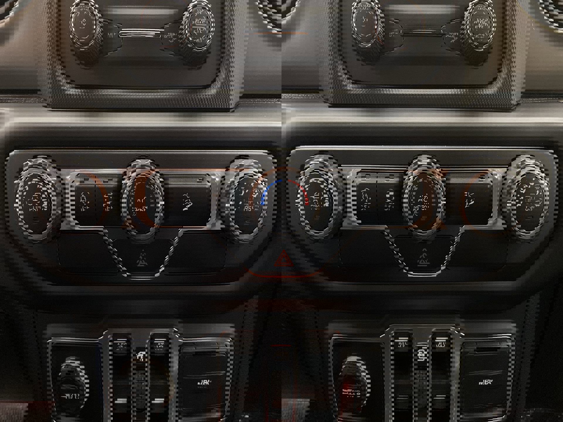 Used 2018 Jeep Wrangler Unlimited Sport S image 11