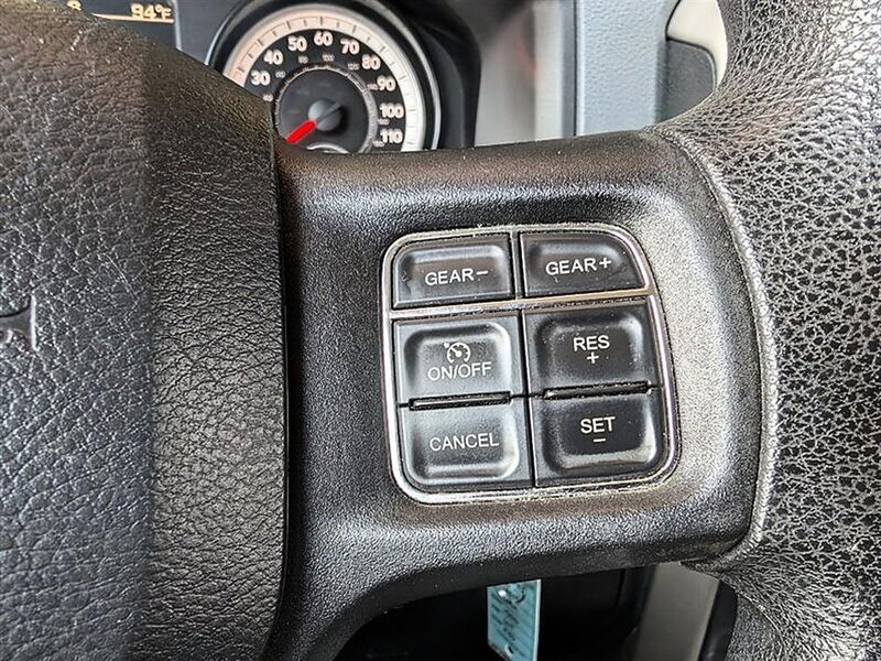 Used 2015 RAM 1500 Classic SLT w/ Remote Start & Security Group AWD/4WD image 23