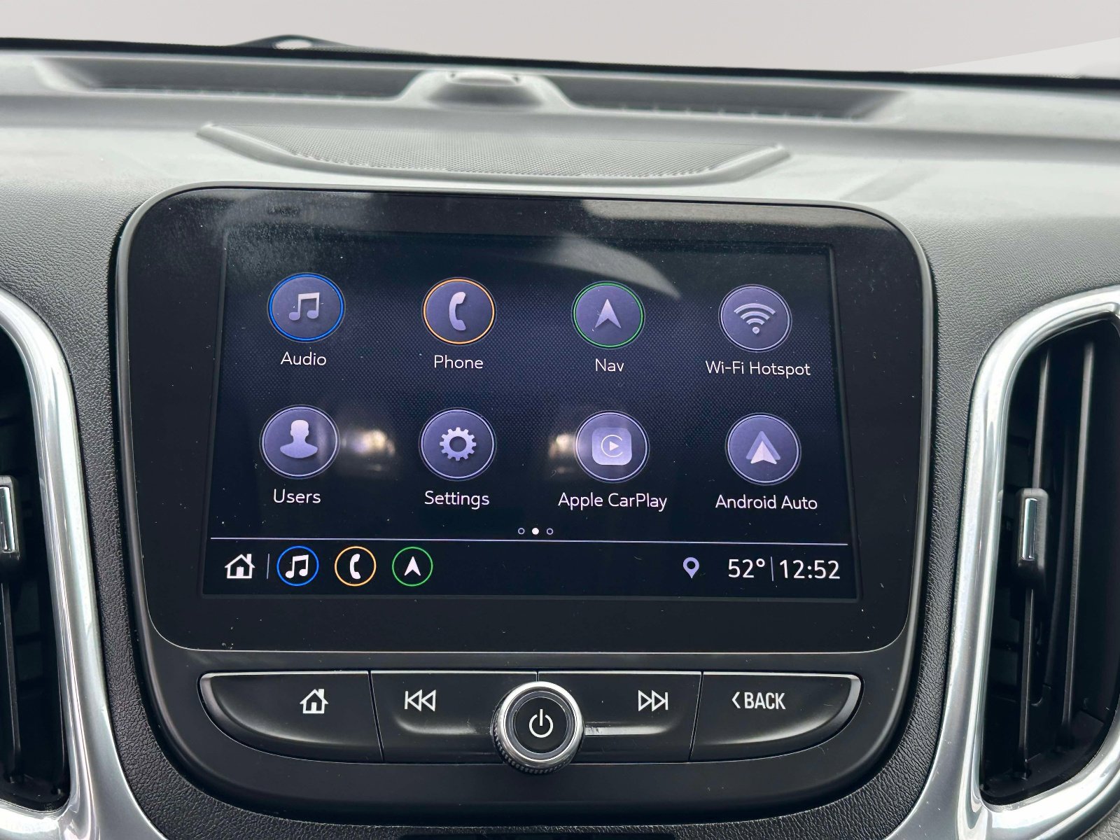 Used 2020 Chevrolet Equinox Premier image 10