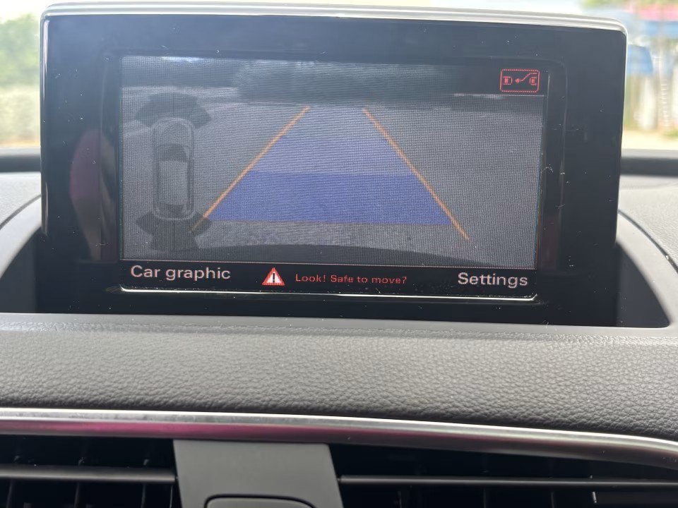 Used 2018 Audi Q3 2.0T Premium FWD image 17
