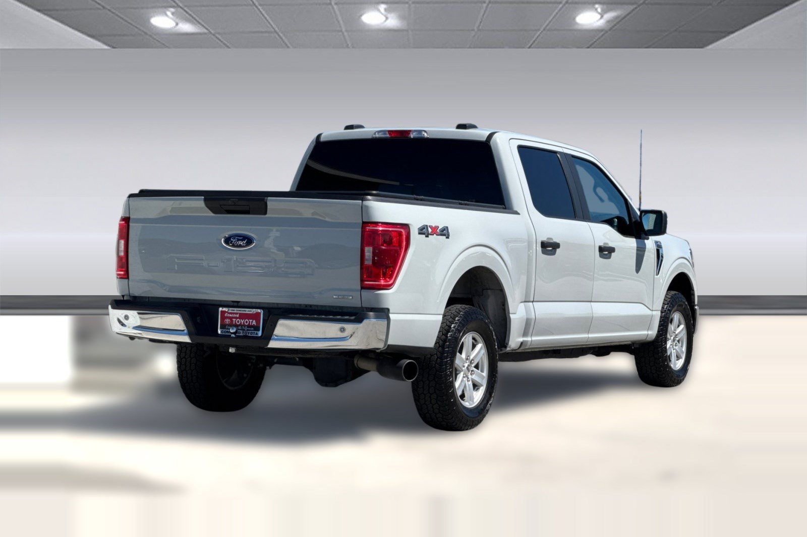 Used 2023 Ford F150 XLT AWD/4WD image 9