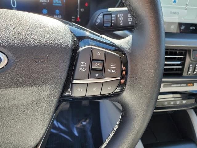 Used 2023 Ford Escape SE image 22