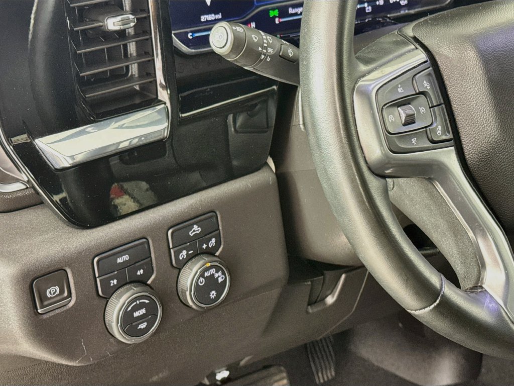 Certified 2024 Chevrolet Silverado 1500 LT AWD/4WD image 11