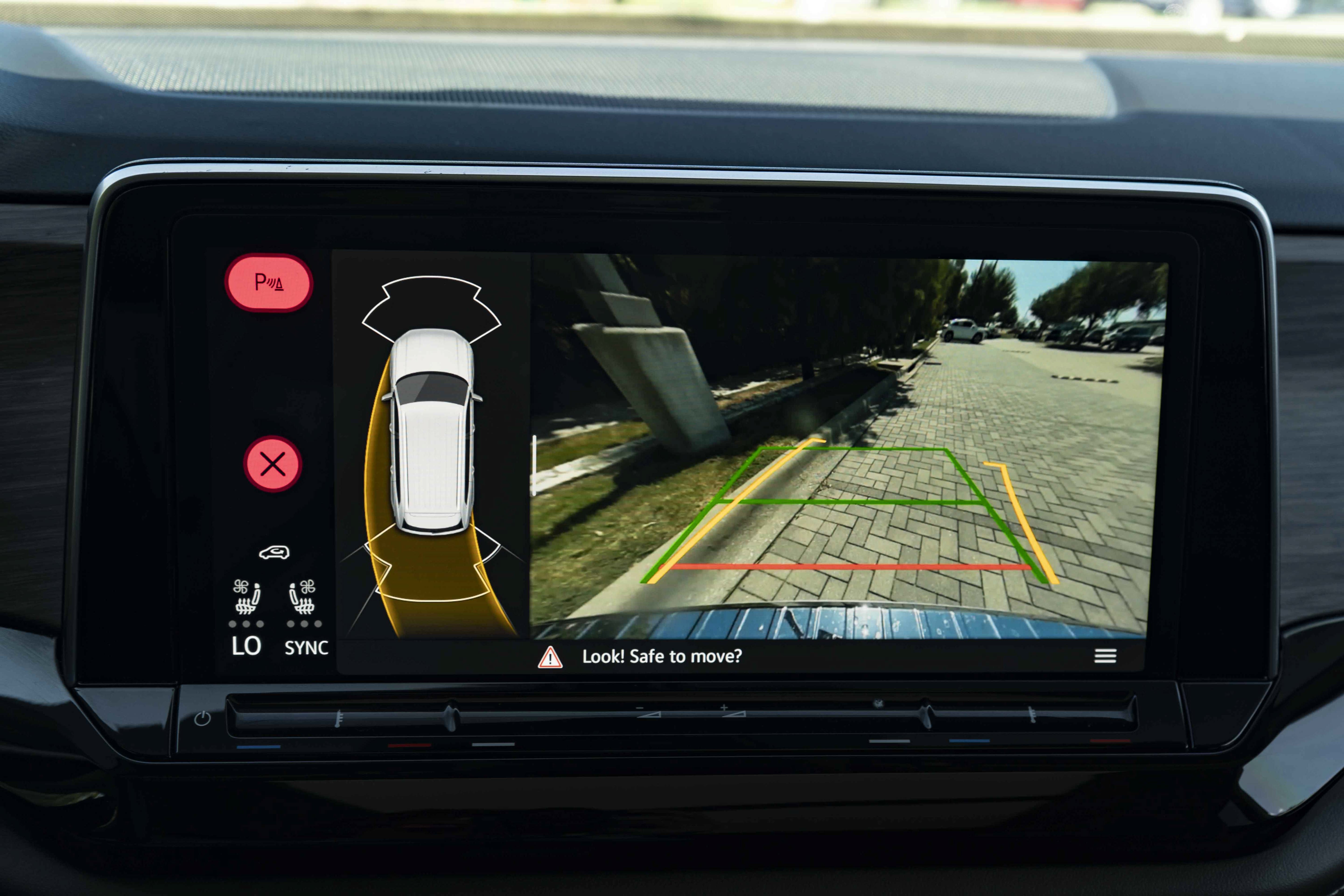 Certified 2024 Volkswagen Atlas SEL AWD/4WD image 30