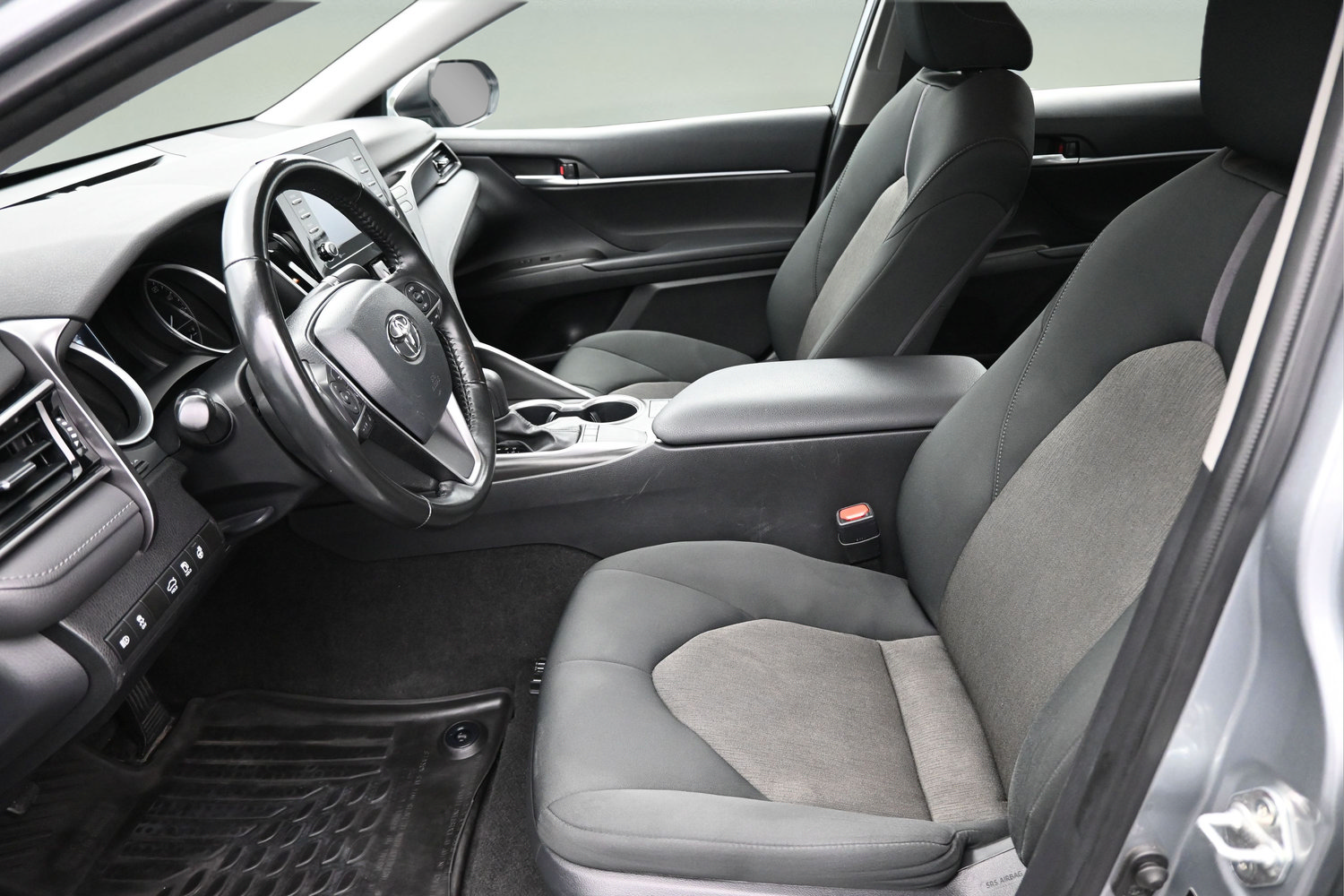 Used 2023 Toyota Camry LE w/ Cold Weather Package FWD image 23