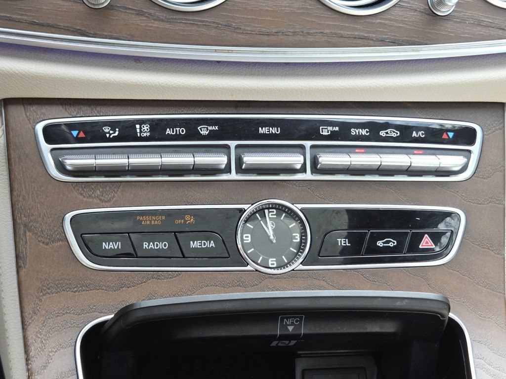 Used 2020 Mercedes-Benz E 450 4MATIC Sedan image 35