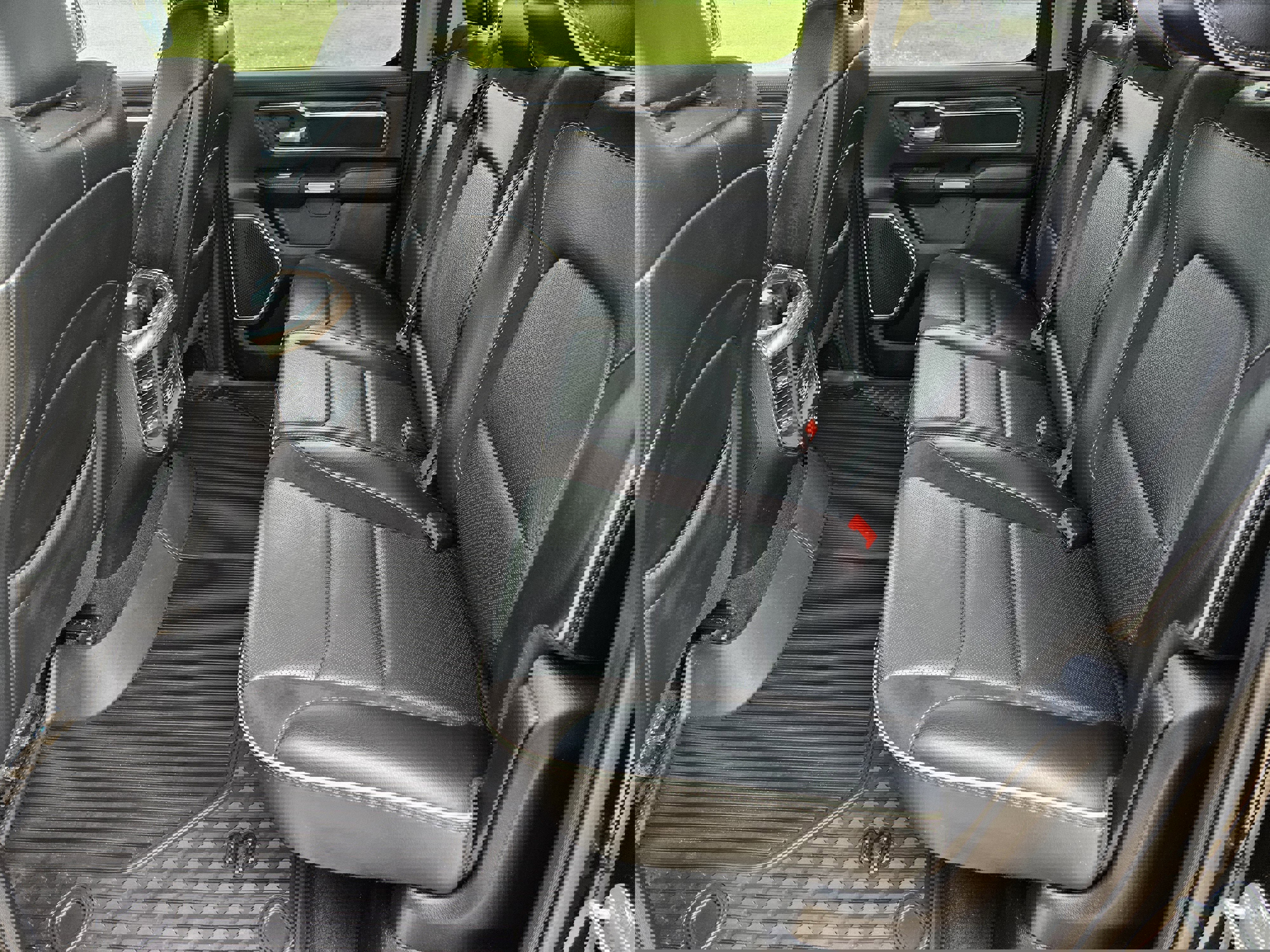 Used 2019 RAM 1500 Laramie image 26