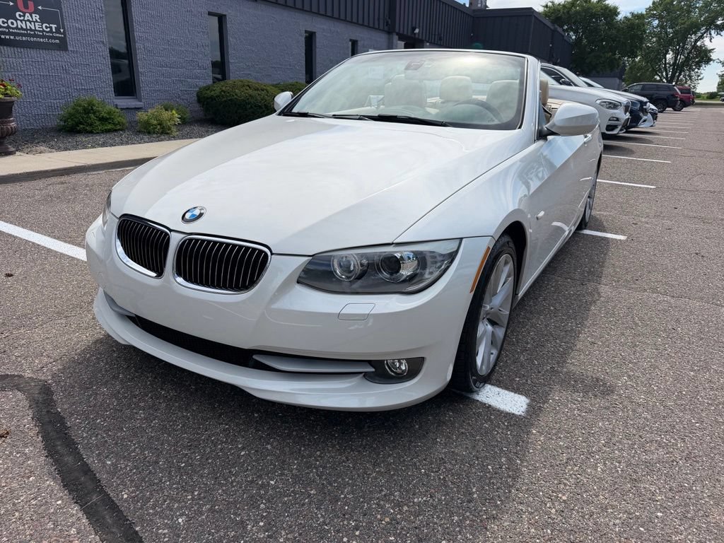 Used 2012 BMW 328i Convertible RWD image 8