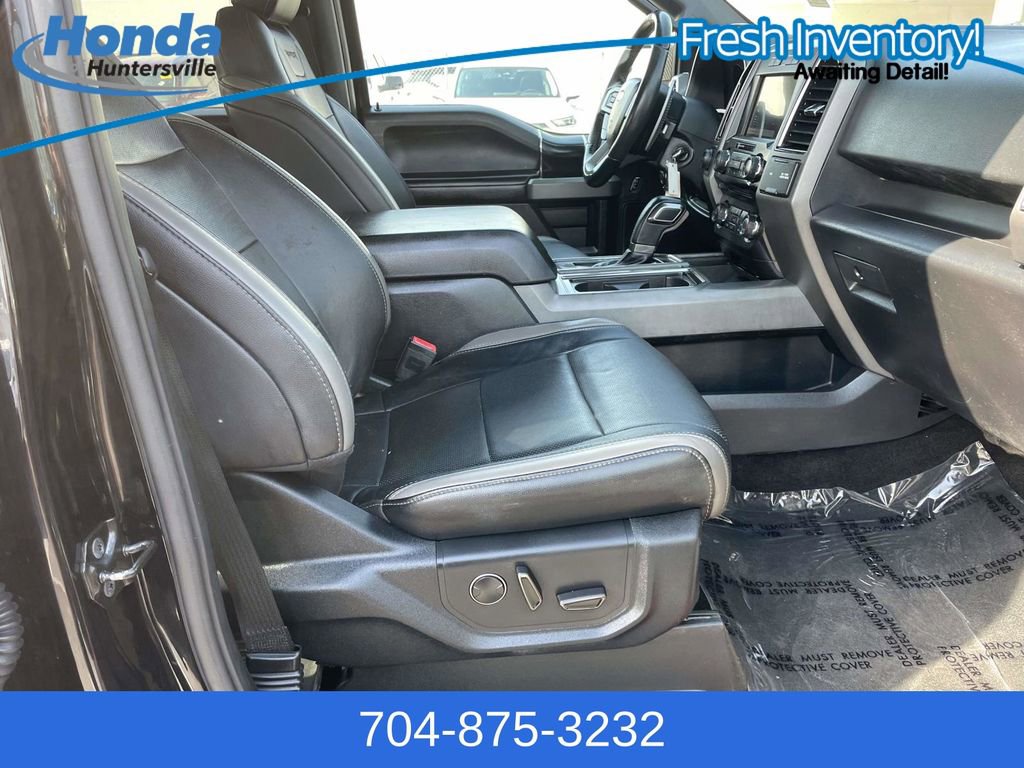 Used 2018 Ford F150 Raptor w/ Equipment Group 801A Mid AWD/4WD image 39