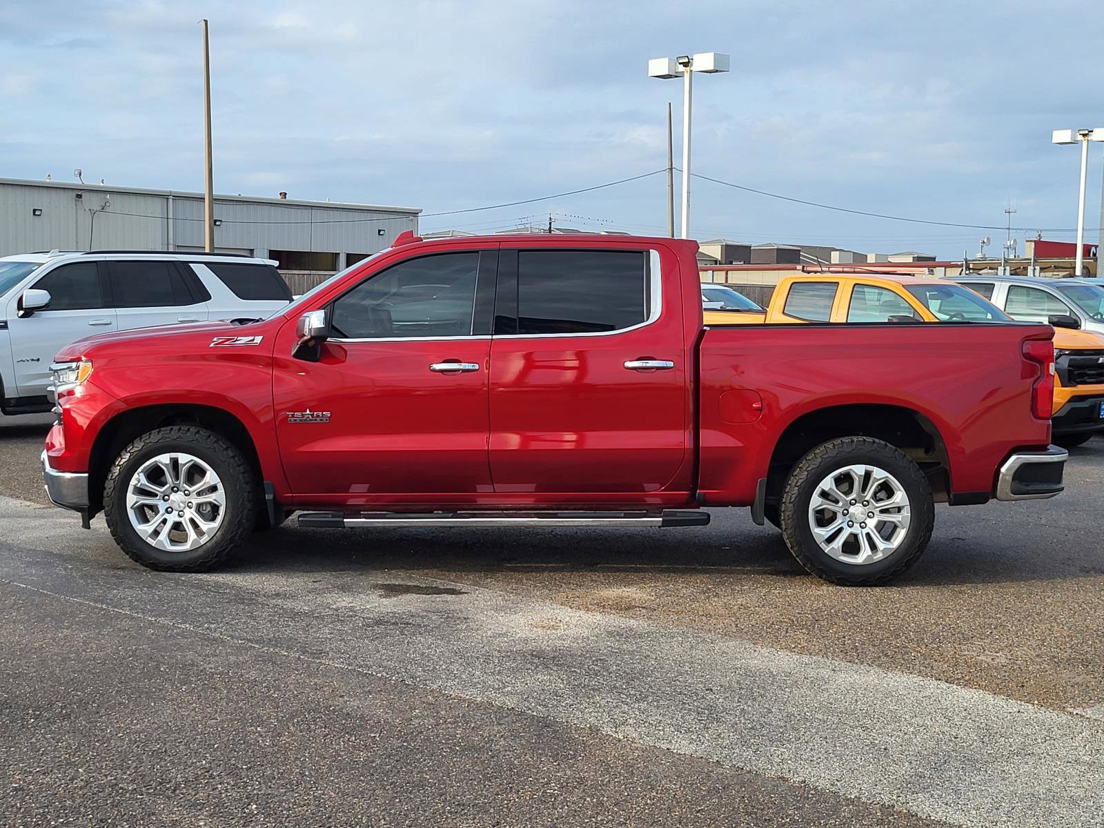Used 2023 Chevrolet Silverado 1500 LTZ w/ Z71 Off-Road Package image 2