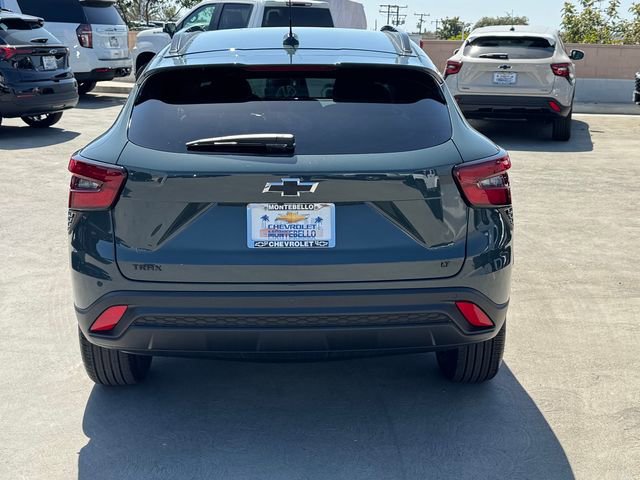 New 2026 Chevrolet Trax LT w/ Driver Confidence Package FWD image 4