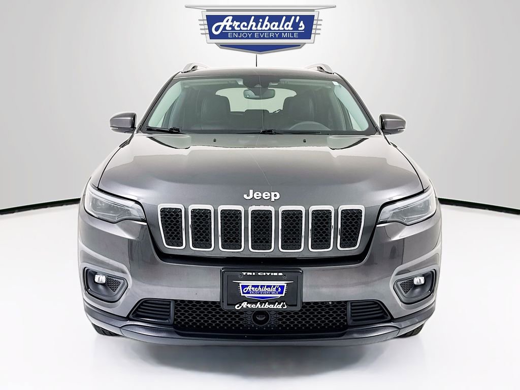 Used 2021 Jeep Cherokee Latitude Lux w/ Comfort/Convenience Group image 2