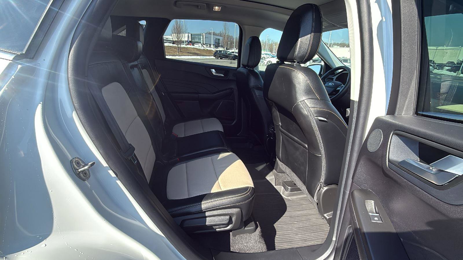 Used 2022 Ford Escape Titanium w/ Titanium Elite Package image 20