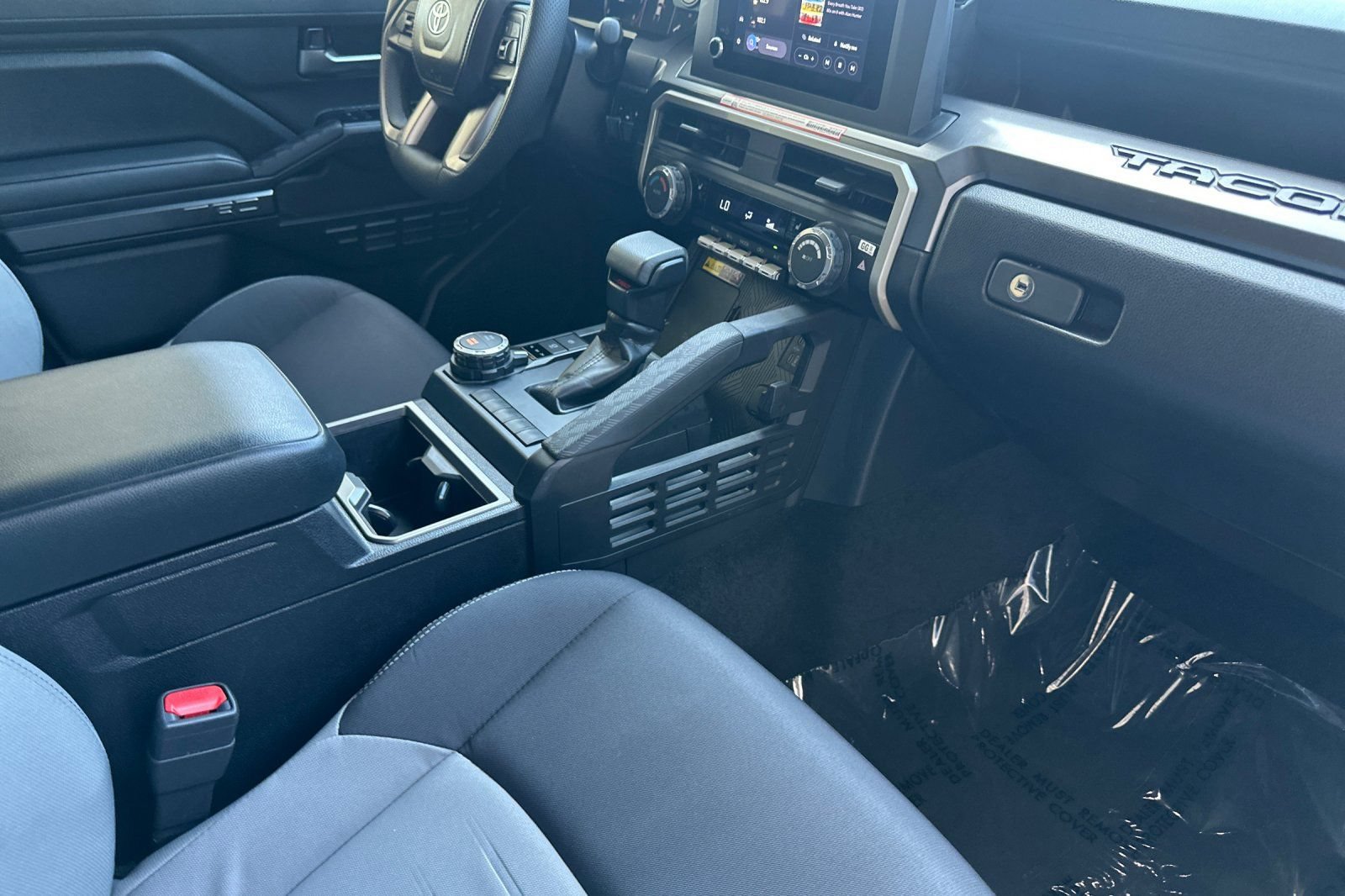 Certified 2025 Toyota Tacoma TRD Sport w/ TRD Sport Upgrade Package AWD/4WD image 15