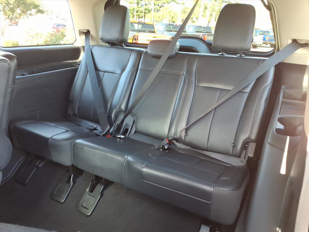 Used 2024 Ford Expedition XLT image 6