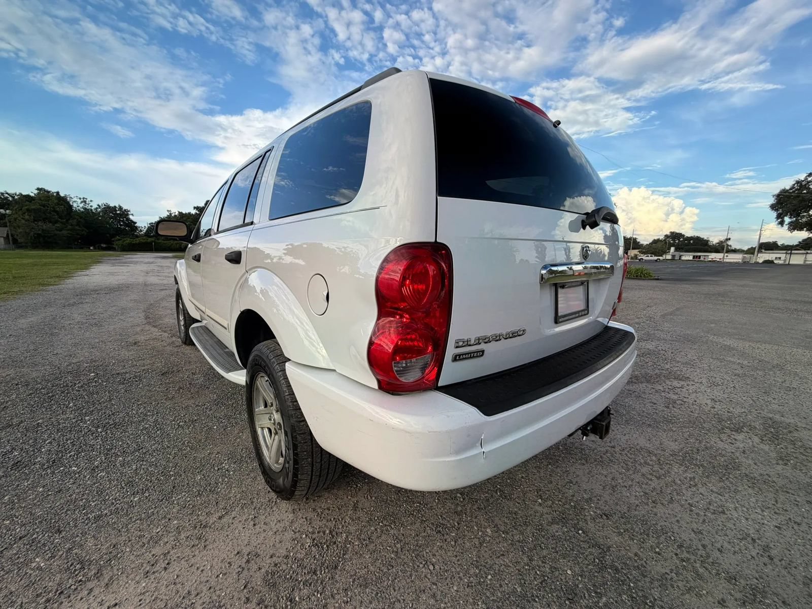 Used 2005 Dodge Durango Limited w/ Trailer Tow Group RWD image 35