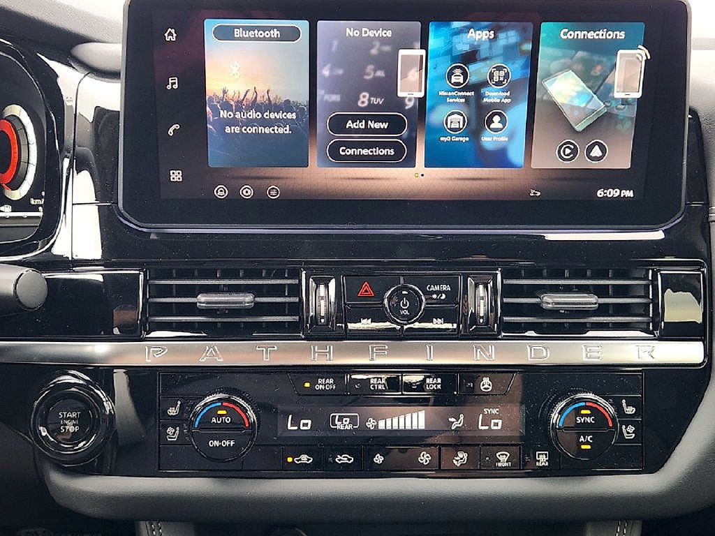 New 2026 Nissan Pathfinder Platinum AWD/4WD image 16