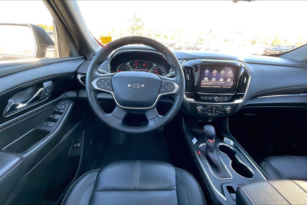 Used 2023 Chevrolet Traverse RS AWD/4WD image 8